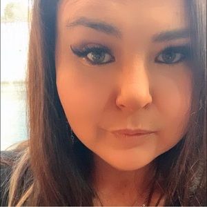 Meet your Posher, Bethany